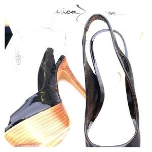 Jessica Simpson heels